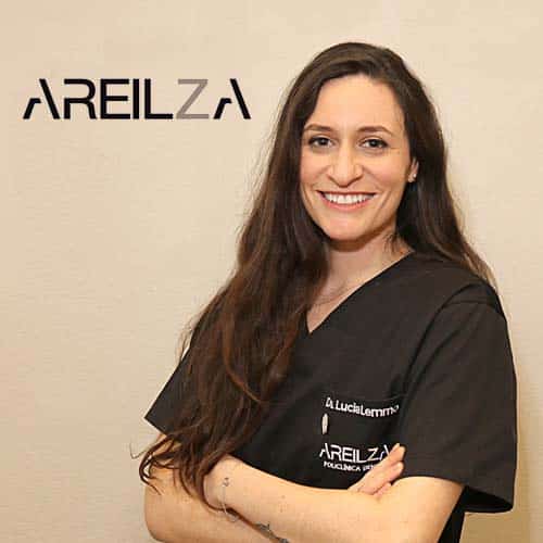 FOTO LUCIA LEMMO+logo policlinica dental Areilza. MYRIAM CAMACHO GARCIA